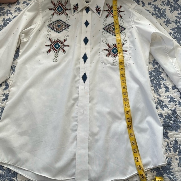 Klassie Lassie Artsy Button Up Shirt w/ Sequins & Glitter Wrinkle Free Size L - Picture 11 of 11